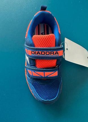 Оригинальные кроссовки diadora