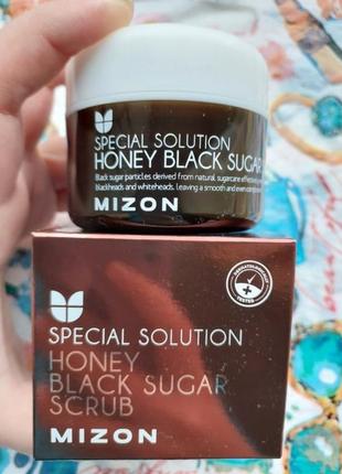 Скраб с черным сахаром и медом mizon honey black sugar scrub2 фото