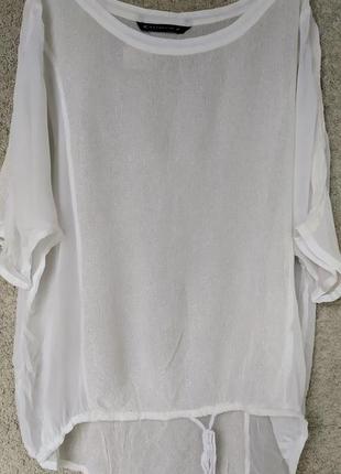 Жіноча прозора блуза подовжена ззаду з стягуючою стрічкою знизу