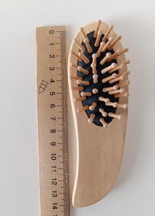 Дерев'яна масажна щітка гребінець 14 см