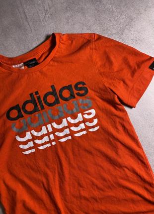 Женская оригинальная футболка adidas