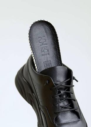 Кросівки чоловічі шкіряні чорні4 фото