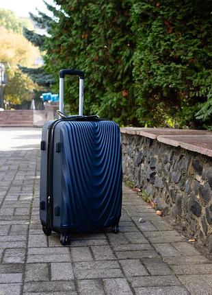 Пластикова валіза  л розмір wings 304