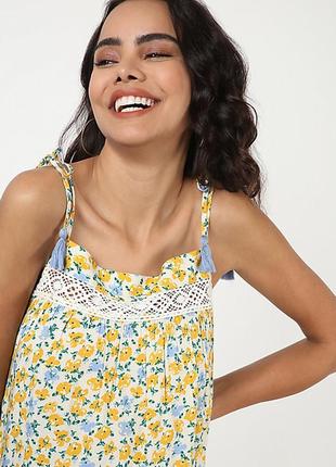 Стильна майка жовто-блакитні квіти