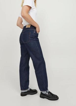 Темные джинсы, джинсы момы от бренда jjxx
