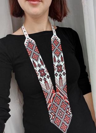 Гердан бисером в украинском стиле