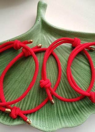 Красный толстый плетенный браслет8 фото
