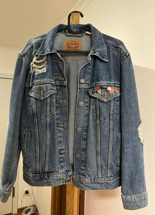 Джинсова куртка levis