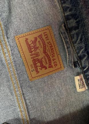 Джинсова куртка levis 3