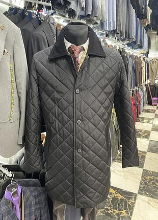 Стильное, утепленное полу пальто.