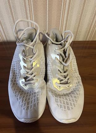 Кросівки жіночі radder