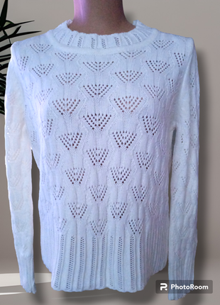 Женская кофта свитер джемпер снежно белого цвета новый