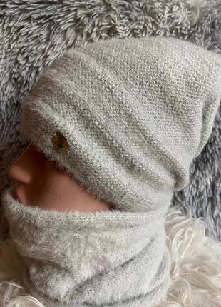 Шапка ангорова на флісі