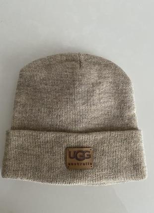 Шапка ugg