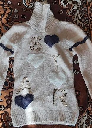 В'язаний светр для дівчинки