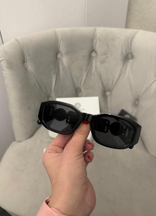 Черные солнцезащитные очки versace полный комплект7 фото