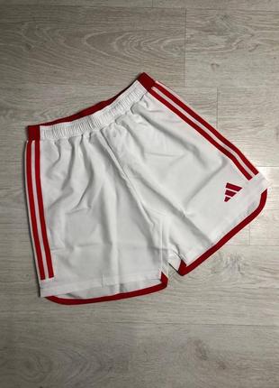 Шорты adidas, оригинал1 фото