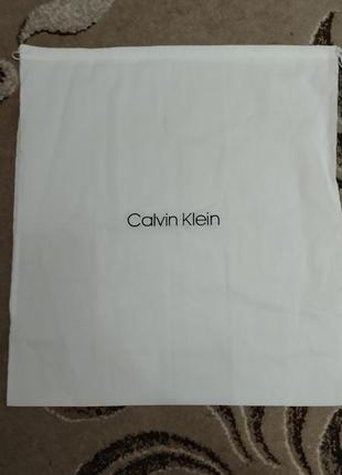 Calvin klein пильник для одягу для сумки великий  білий1 фото