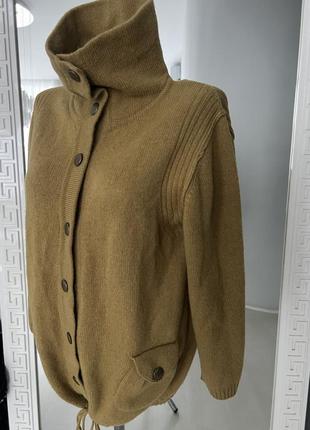 Кофта шерстяная