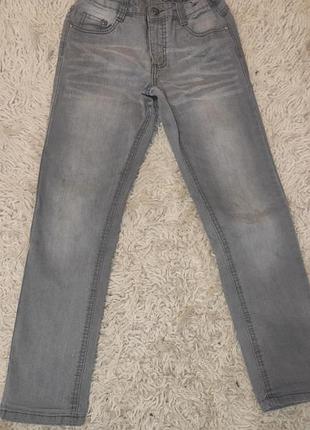 Джинсы на мальчика рост 140см