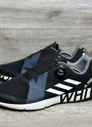 White mountaineering adidas terrex hotsell
