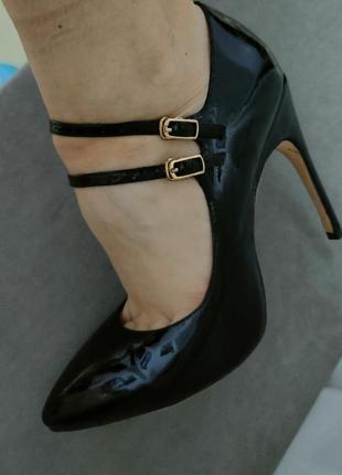 Лаковані чорні туфлі3 фото