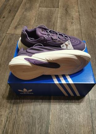 Жіночі кросівки adidas ozelia оригінал2 фото