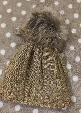 Шапка жіноча