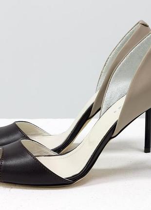 Босоножки шпилька