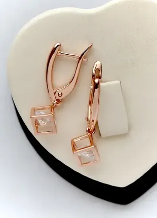 Позолочені сережки з підвісками (медичне золото)