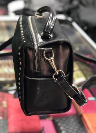 Замшевая женская черная сумка serena комбинированная с кожей5 фото