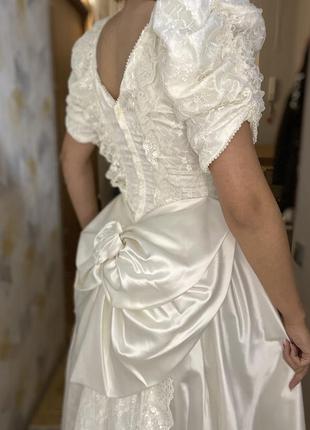 Винтажное свадебное белое старинное платье с бантом пышное франция pronuptia andia открытые рукава4 фото