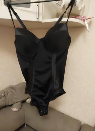 Боди моделирующее белье.хл.2хл чашка d.e