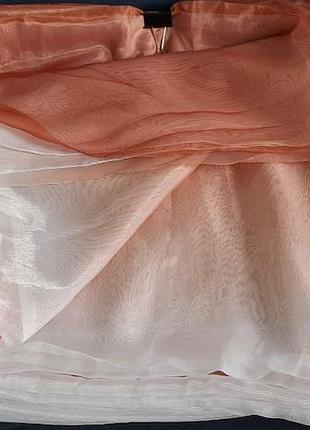 Органза с переходным цветом с белого в коралловый