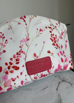 Косметичка clarins