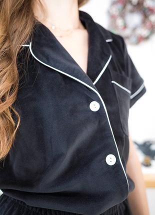 Велюровая пижама черного цвета рубашка и шорты6 фото