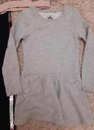 Лот одягу для дівчаток на ріст 140 см 2