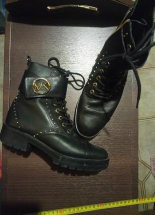 Брендовые ботинки из натуральной кожи michael kors