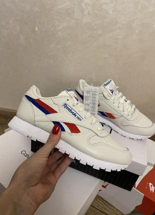 Кроссовки Classic reebok