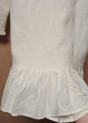 Офігенська білосніжна сукня жатка спущені плечі,з довгими пишними рукавами, по низу рющі р 446 фото