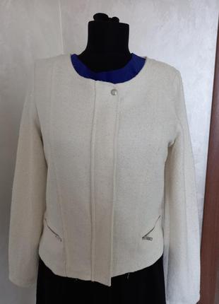 Жіночий жакет