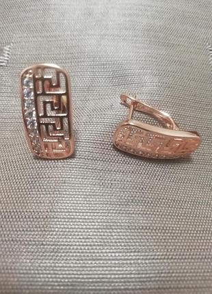 Серьги медицинское золото