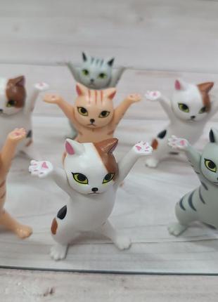 Танцующие кошки котики сувенир фигурки мини3 фото