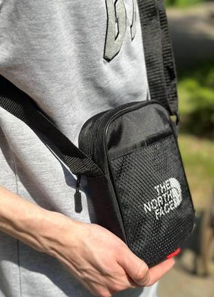 Сумка the north face чорна чоловіча сумка через плече тнф барсетка tnf на плече5 фото