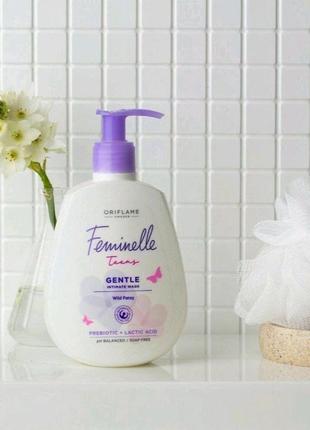 Мякий гель для інтимної гігієни feminelle