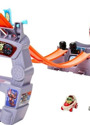 Игровой набор хот вилс звёздные войны hot wheels star wars: grogu & the mandolorian hpl321 фото