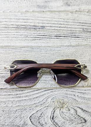 Солнцезащитные очки фиолетовые, унисекс  в золотистой металлической оправе ( без бренда )7 фото