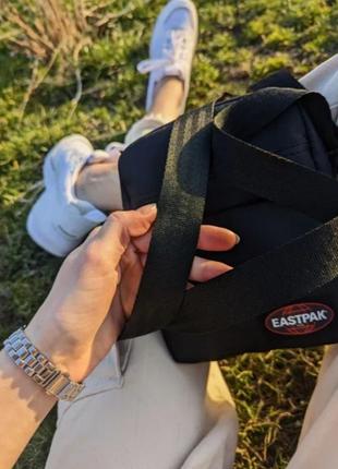 Мессенджер сумка через плечо истпак eastpak