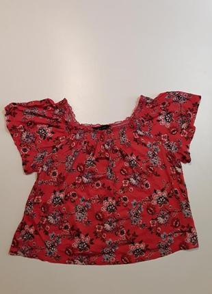 Фирменная футболка