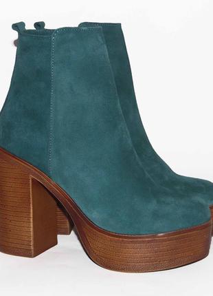 Демисезонные замшевые ботинки, зеленого цвета,40р